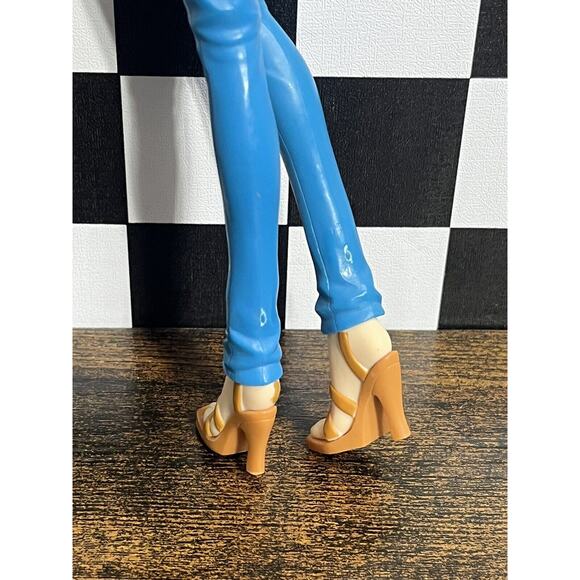 ONE PIECE NAMI - Japanese Anime Figure No Stand 10" - Picture 6 of 10
